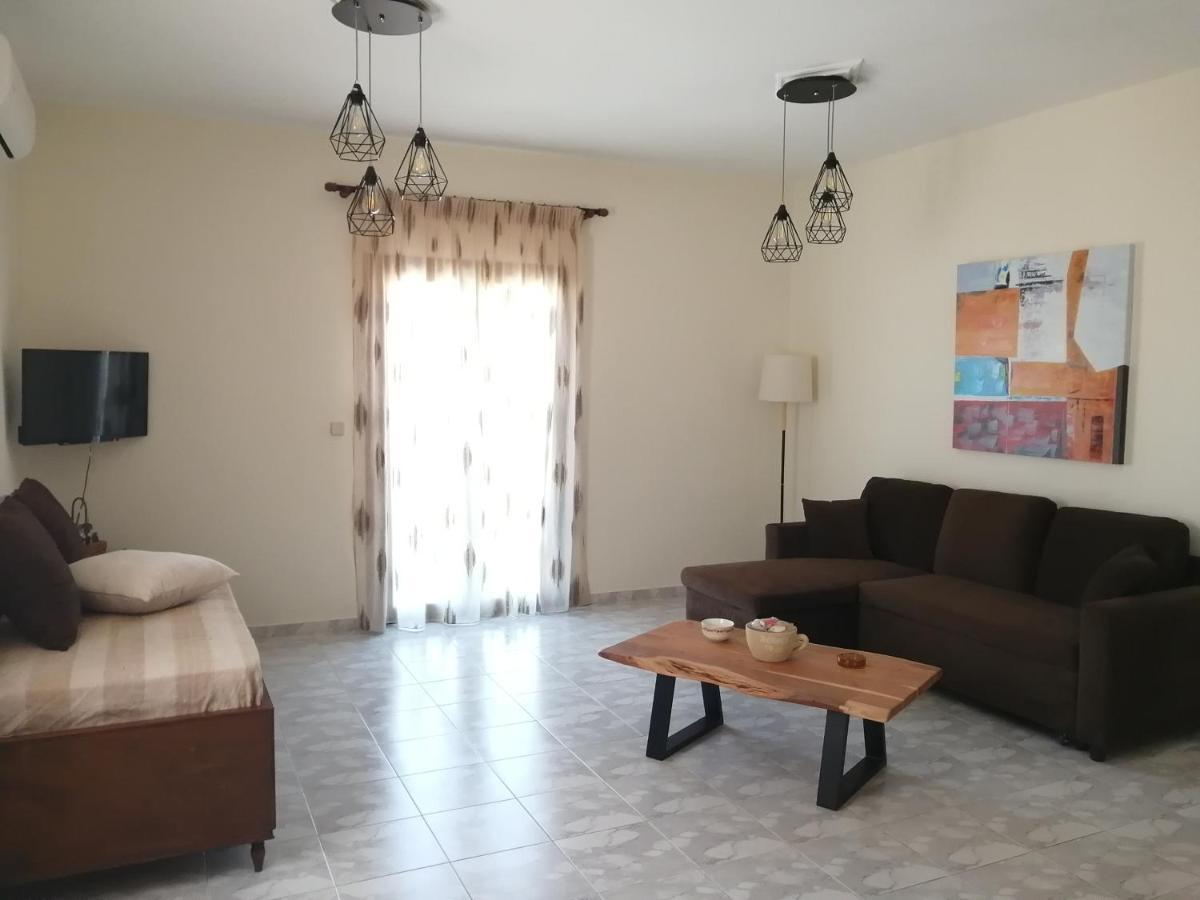 Sofirene Sea View Villa บาทซี ภายนอก รูปภาพ