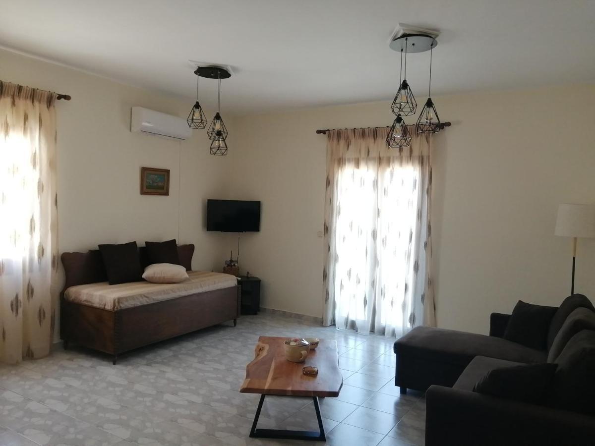 Sofirene Sea View Villa บาทซี ภายนอก รูปภาพ