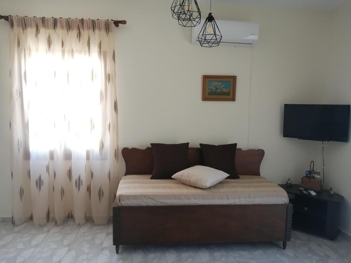Sofirene Sea View Villa บาทซี ภายนอก รูปภาพ