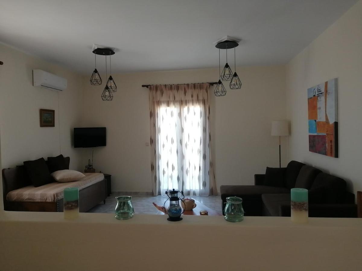 Sofirene Sea View Villa บาทซี ภายนอก รูปภาพ